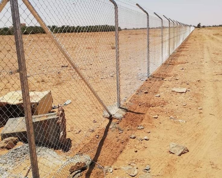 شبوك حديد للمزارع في الرياض